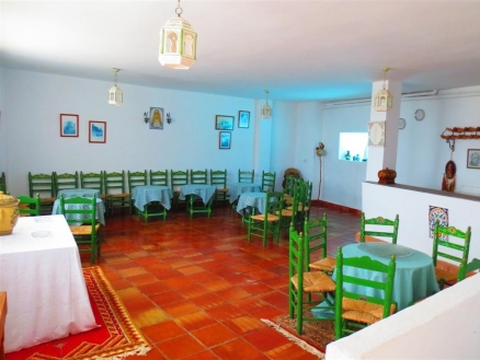 Malaga property: Malaga property | 4 bedroom Villa 173211