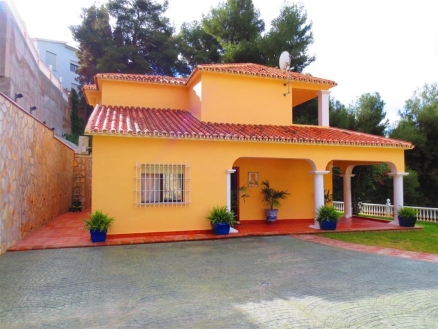 Malaga property: Villa with 4 bedroom in Malaga 173211