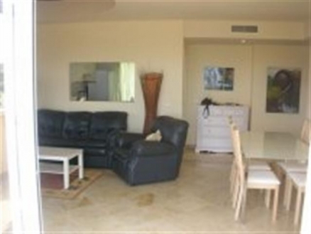 Calahonda property: Apartment for sale in Calahonda, Spain 173213