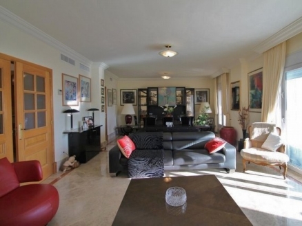 Villa&nbsp;for&nbsp;sale&nbsp;in&nbsp;town,&nbsp;Malaga&nbsp;173230