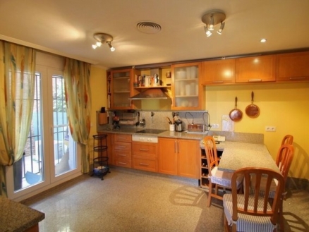 Malaga&nbsp;property&nbsp;|&nbsp;3&nbsp;bedroom&nbsp;Villa&nbsp;173230