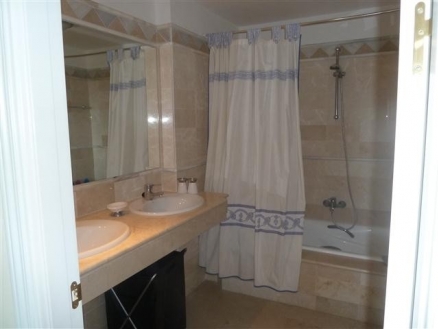 Elviria property: Apartment for sale in Elviria, Malaga 173301