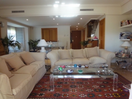 town Townhome 173318