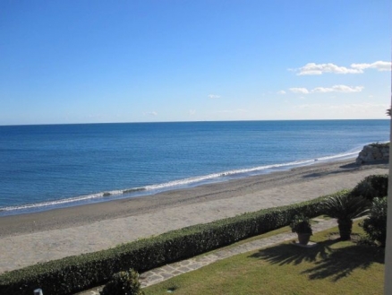 Estepona property: Apartment with 2 bedroom in Estepona, Spain 173360