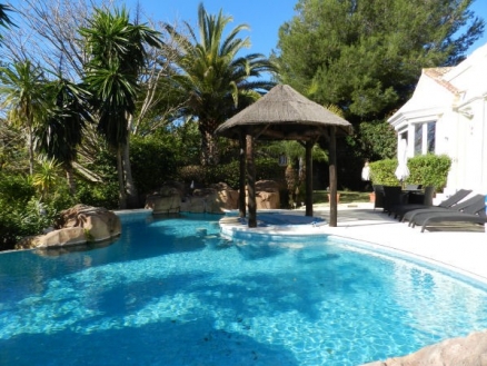Elviria property: Villa with 5 bedroom in Elviria 173404