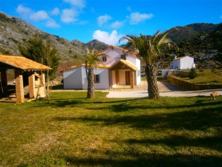 Ronda&nbsp;property:&nbsp;Land&nbsp;with&nbsp;3&nbsp;bedroom&nbsp;in&nbsp;Ronda,&nbsp;Spain&nbsp;173419