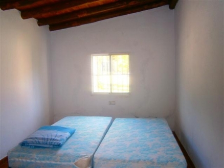 Ronda&nbsp;property:&nbsp;Malaga&nbsp;property&nbsp;|&nbsp;3&nbsp;bedroom&nbsp;Land&nbsp;173419