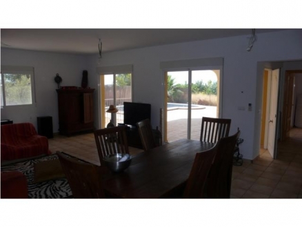 Busot&nbsp;property:&nbsp;Villa&nbsp;for&nbsp;sale&nbsp;in&nbsp;Busot,&nbsp;Spain&nbsp;173524