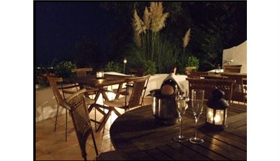 Commercial&nbsp;with&nbsp;bedroom&nbsp;in&nbsp;town&nbsp;173527