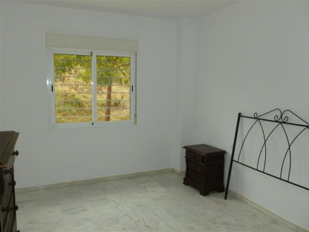 Estepona property: Apartment with 2 bedroom in Estepona 173572