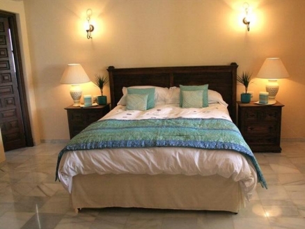 El Paraiso property: Malaga Villa 173597