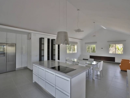 Villa&nbsp;for&nbsp;sale&nbsp;in&nbsp;town,&nbsp;Malaga&nbsp;173680