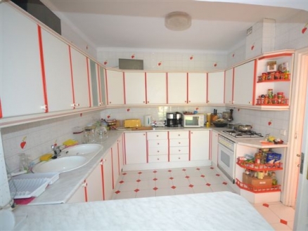 El Paraiso property: Villa for sale in El Paraiso, Malaga 173689