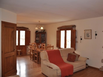 Jalon&nbsp;property:&nbsp;Townhome&nbsp;with&nbsp;2&nbsp;bedroom&nbsp;in&nbsp;Jalon&nbsp;173740