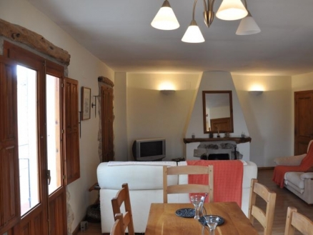 Jalon&nbsp;property:&nbsp;Townhome&nbsp;with&nbsp;2&nbsp;bedroom&nbsp;in&nbsp;Jalon,&nbsp;Spain&nbsp;173740
