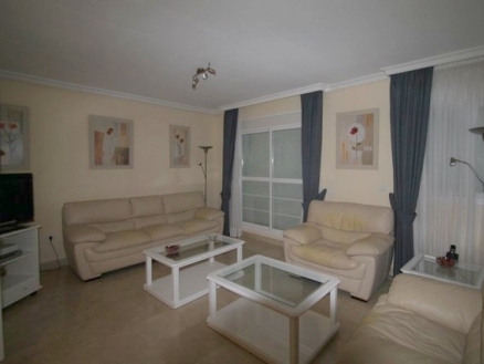 Estepona property: Apartment with 4 bedroom in Estepona, Spain 173807