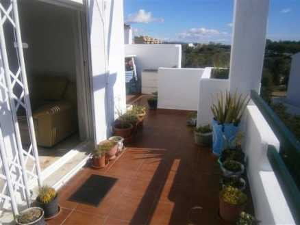 Estepona property: Apartment with 2 bedroom in Estepona 173830