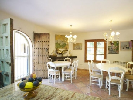 Villa for sale in town, Malaga 173831