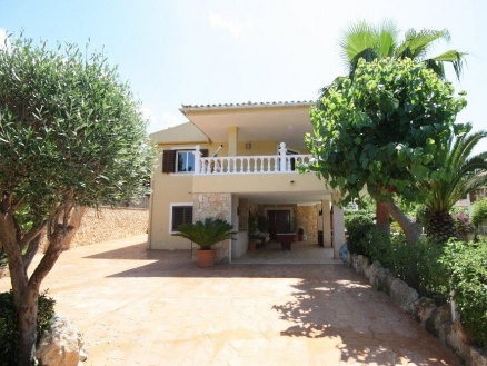 Costa&nbsp;de&nbsp;la&nbsp;Calma&nbsp;property:&nbsp;Mallorca&nbsp;property&nbsp;|&nbsp;5&nbsp;bedroom&nbsp;Villa&nbsp;173871