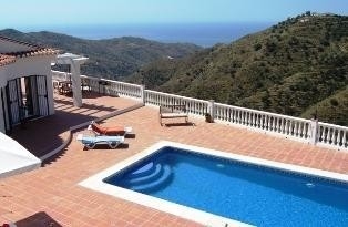 Sayalonga&nbsp;property:&nbsp;Sayalonga&nbsp;Villa&nbsp;173887