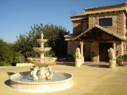 Alhaurin&nbsp;De&nbsp;La&nbsp;Torre&nbsp;property:&nbsp;Malaga&nbsp;property&nbsp;|&nbsp;5&nbsp;bedroom&nbsp;Villa&nbsp;173938
