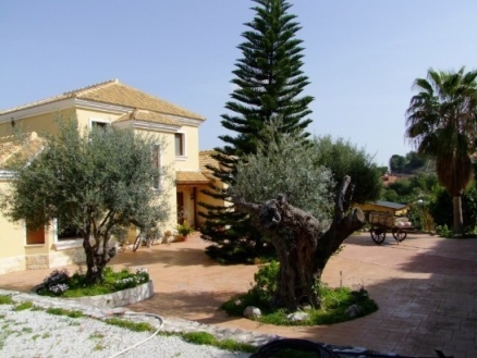 Alhaurin De La Torre property: Villa with 7 bedroom in Alhaurin De La Torre, Spain 174003