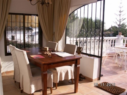 Villa&nbsp;for&nbsp;sale&nbsp;in&nbsp;town,&nbsp;Alicante&nbsp;174007