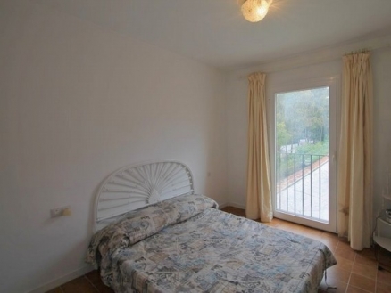 Benahavis property: Apartment for sale in Benahavis, Malaga 174040