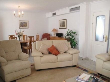 Malaga property | 3 bedroom Villa 174064