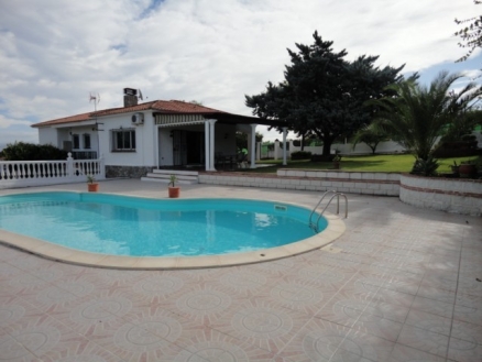 Alhaurin&nbsp;De&nbsp;La&nbsp;Torre&nbsp;property:&nbsp;Villa&nbsp;for&nbsp;sale&nbsp;in&nbsp;Alhaurin&nbsp;De&nbsp;La&nbsp;Torre&nbsp;174193