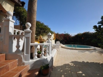 Villa for sale in town, Tenerife 174244