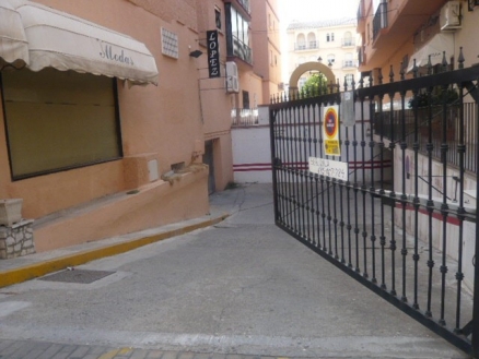 Fuengirola property: Commercial for sale in Fuengirola, Malaga 174348