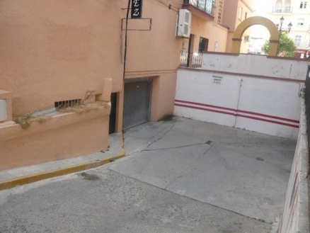 Fuengirola property: Malaga property | bedroom Commercial 174348