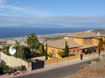 Villa for sale in town, Tenerife 174429