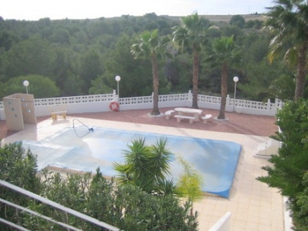 Villa&nbsp;for&nbsp;sale&nbsp;in&nbsp;town,&nbsp;Spain&nbsp;174513