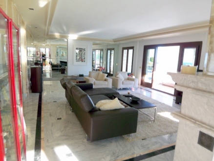 Sierra&nbsp;Blanca&nbsp;property:&nbsp;Malaga&nbsp;property&nbsp;|&nbsp;4&nbsp;bedroom&nbsp;Apartment&nbsp;174623