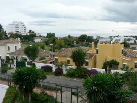 Guadalmina Alta property: Apartment with 2 bedroom in Guadalmina Alta, Spain 174633