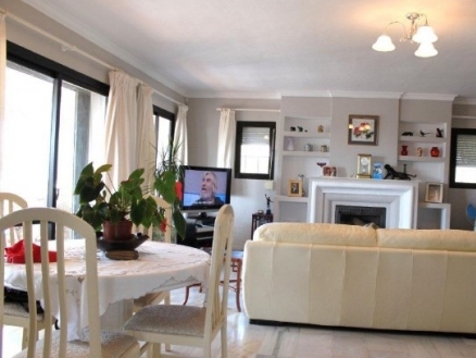 Estepona property: Villa with 4 bedroom in Estepona 174644