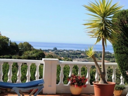 Estepona property: Villa with 4 bedroom in Estepona, Spain 174644