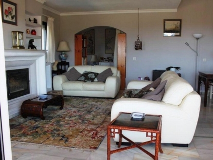Estepona property: Malaga property | 4 bedroom Villa 174644