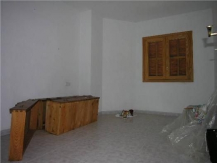 Apartment&nbsp;with&nbsp;4&nbsp;bedroom&nbsp;in&nbsp;town,&nbsp;Spain&nbsp;175103