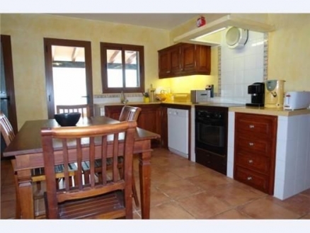 Townhome&nbsp;with&nbsp;7&nbsp;bedroom&nbsp;in&nbsp;town,&nbsp;Spain&nbsp;175375