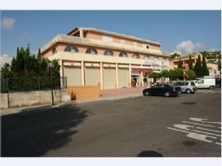 Commercial&nbsp;for&nbsp;sale&nbsp;in&nbsp;town&nbsp;175394