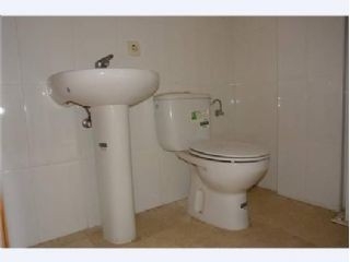 Commercial&nbsp;with&nbsp;bedroom&nbsp;in&nbsp;town,&nbsp;Spain&nbsp;175394