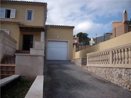 Villa&nbsp;with&nbsp;3&nbsp;bedroom&nbsp;in&nbsp;town&nbsp;175397
