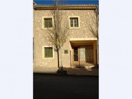 Moscari&nbsp;property:&nbsp;Townhome&nbsp;for&nbsp;sale&nbsp;in&nbsp;Moscari&nbsp;175411