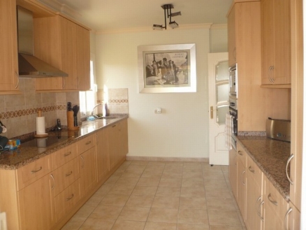 Torrenueva&nbsp;property:&nbsp;Malaga&nbsp;property&nbsp;|&nbsp;4&nbsp;bedroom&nbsp;Villa&nbsp;176151