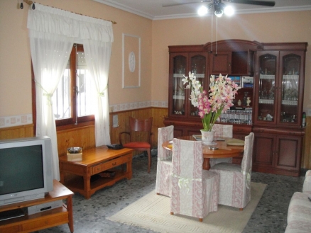 Elche&nbsp;property:&nbsp;Villa&nbsp;with&nbsp;4&nbsp;bedroom&nbsp;in&nbsp;Elche,&nbsp;Spain&nbsp;177456