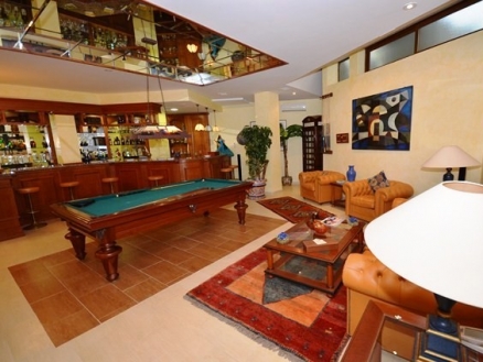 Villa&nbsp;with&nbsp;7&nbsp;bedroom&nbsp;in&nbsp;town,&nbsp;Spain&nbsp;177535