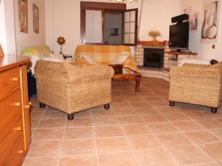 Villa&nbsp;with&nbsp;4&nbsp;bedroom&nbsp;in&nbsp;town&nbsp;177661